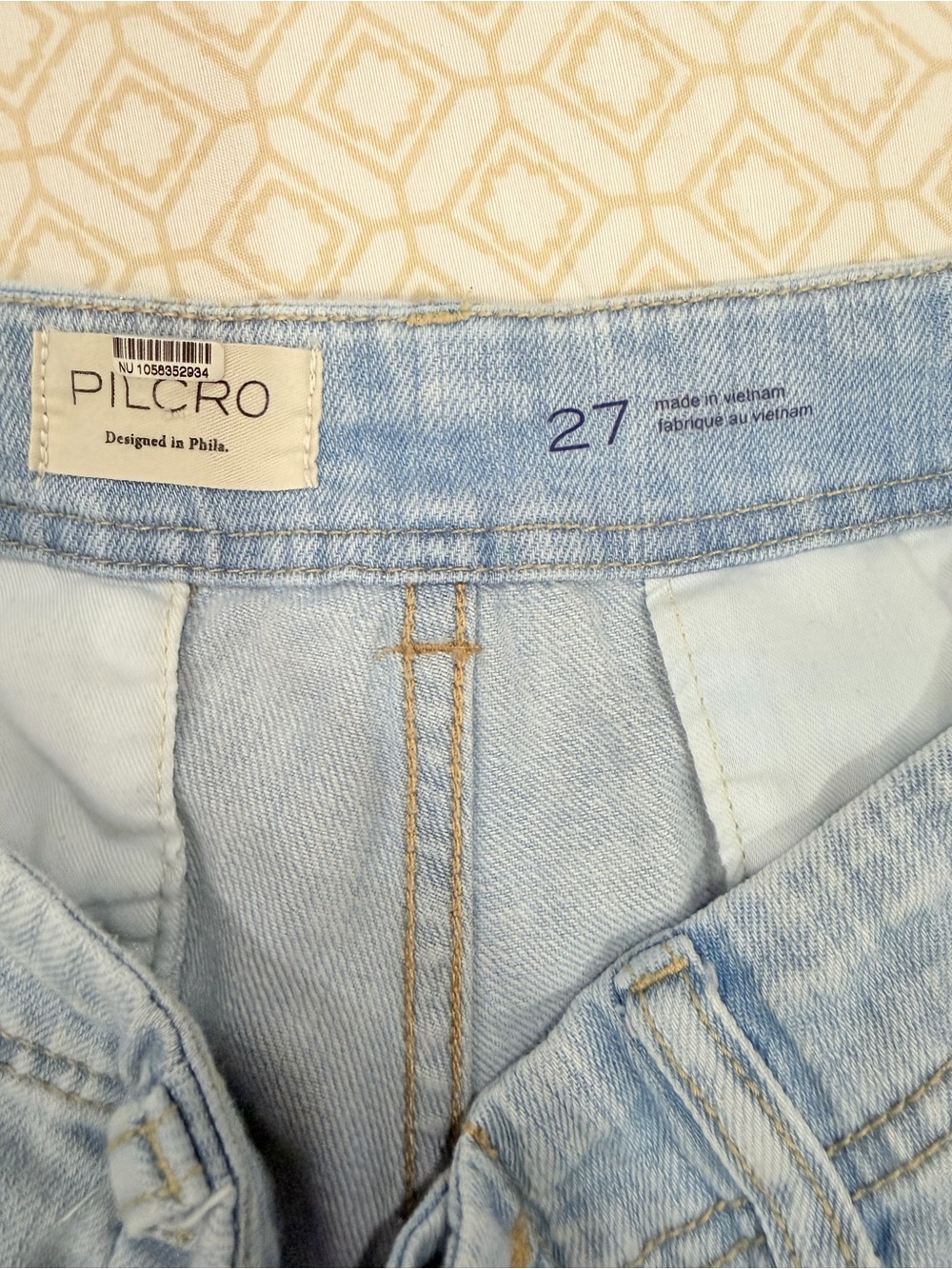 Pilcro Light Blue Wide Leg Cropped Jeans - Picture 7 of 8